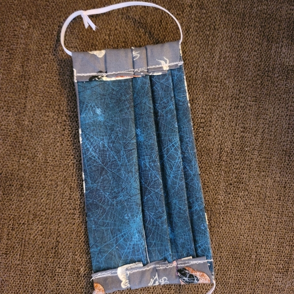 Hocus Pocus Face Mask - Picture 4 of 4